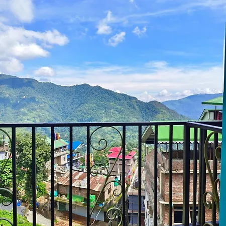 Sharthi Homestay And Lodging Namchi Exterior photo