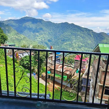 Sharthi Homestay And Lodging Namchi Exterior photo