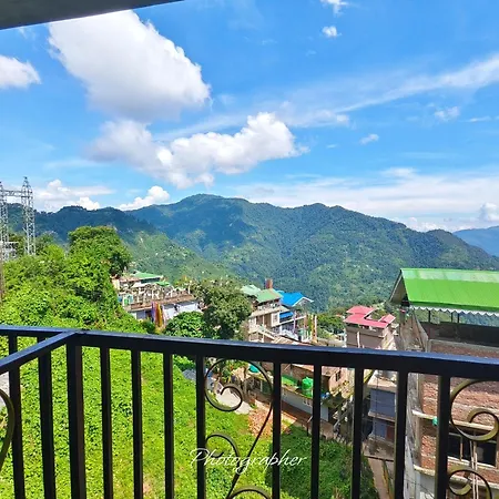 Sharthi Homestay And Lodging Namchi Exterior photo