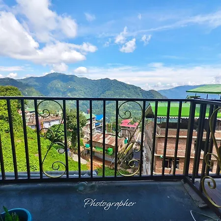 Sharthi Homestay And Lodging Namchi Exterior photo